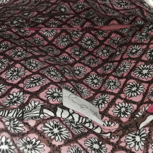 Vera Bradley crossbody purse and make up bag - Picture 5 of 8